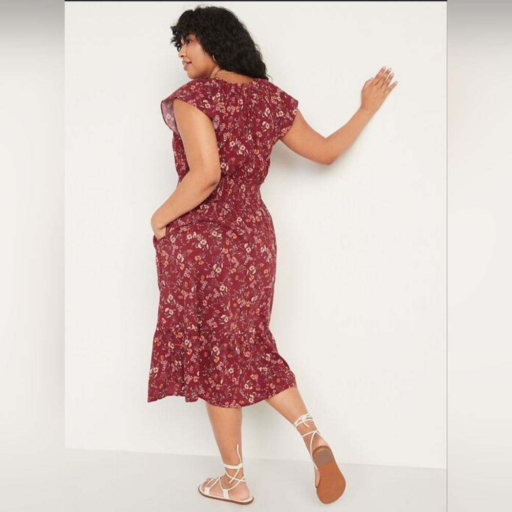 OLD NAVY Waist-Defined Flutter-Sleeve Smocked Floral Midi Dress Size: 2X - Picture 2 of 8